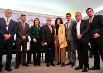 Reconocen FSTSE y SNTSA, Labor de Luisa María Alcalde en el Cumplimiento de la Reforma Laboral