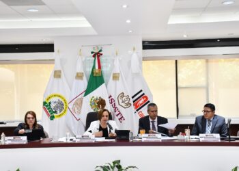 Aplicar más de 10 mil plazas vacantes, de conformidad a la normatividad vigente, Acuerdan ISSSTE-SNTISSSTE