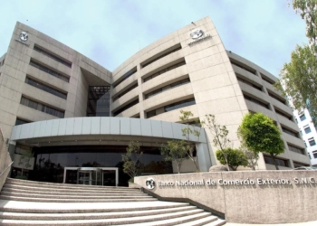 El Banco Nacional de Comercio Exterior, Parece Agencia de Empleos «Para los Cuates»: Arnulfo R. Gómez