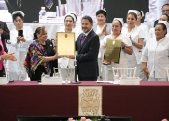 Logra SNTISSSTE, Ampliación de la Jornada Laboral a 8 Horas