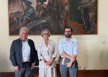 Marco Antonio García, líder del SNTSA; Bertha Gómez, Subsecretaria de Egresos y Alejandro Svarch, director del IMSS-Bienestar.