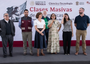 Pone en Marcha Secihti, Clases Masivas en 17 Entidades; la Primera de Matemáticas, Ante Estudiantes de Secundaria