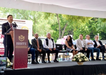 SUPERISSSTE Inaugura Nueva Unidad Móvil; Dona FSTSE en Comodato el Equipo
