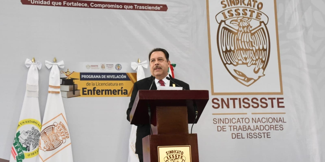Más de mil Enfermeras y Enfermeros se Gradúan en el ISSSTE; se Fortalecerá el Nivel de Atención: Roberto Gómez Gómez