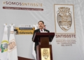 Más de mil Enfermeras y Enfermeros se Gradúan en el ISSSTE; se Fortalecerá el Nivel de Atención: Roberto Gómez Gómez